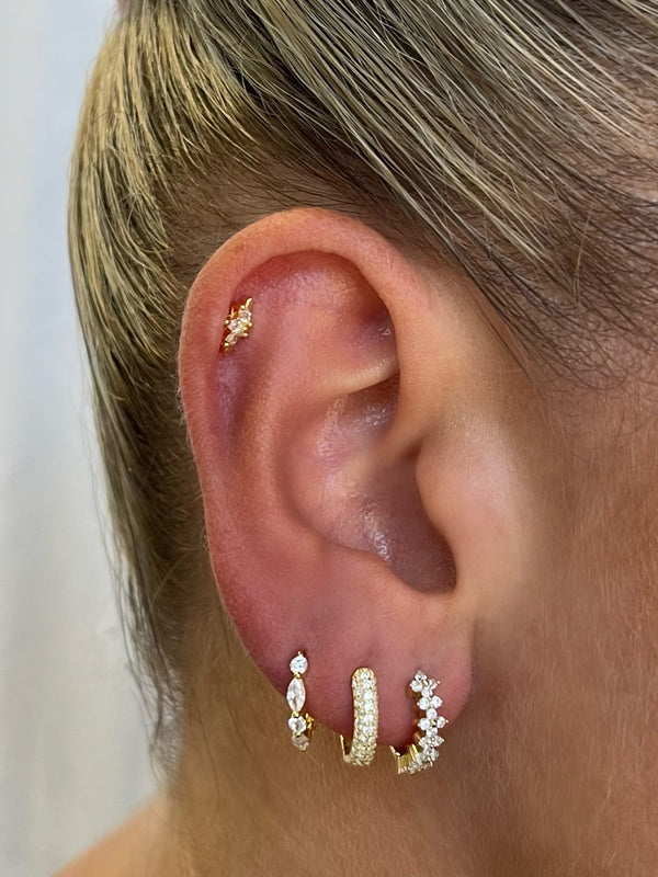 Kalina white earring