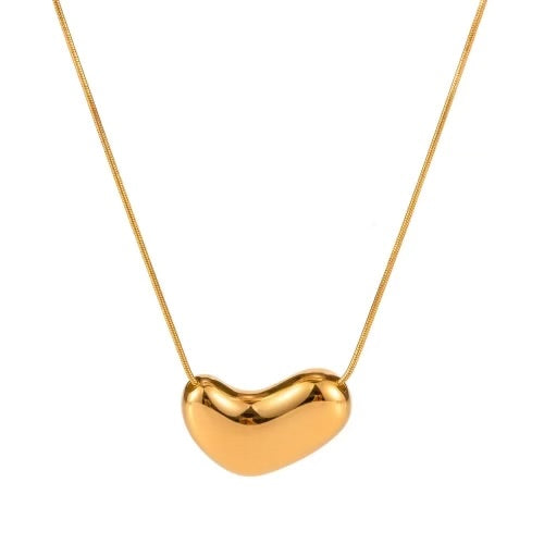 Eliska Heart necklace