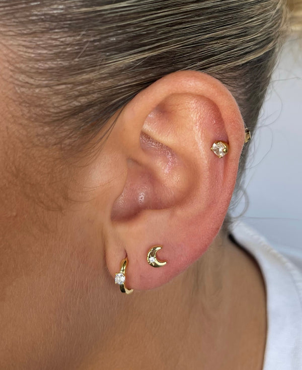 MOON STUDS