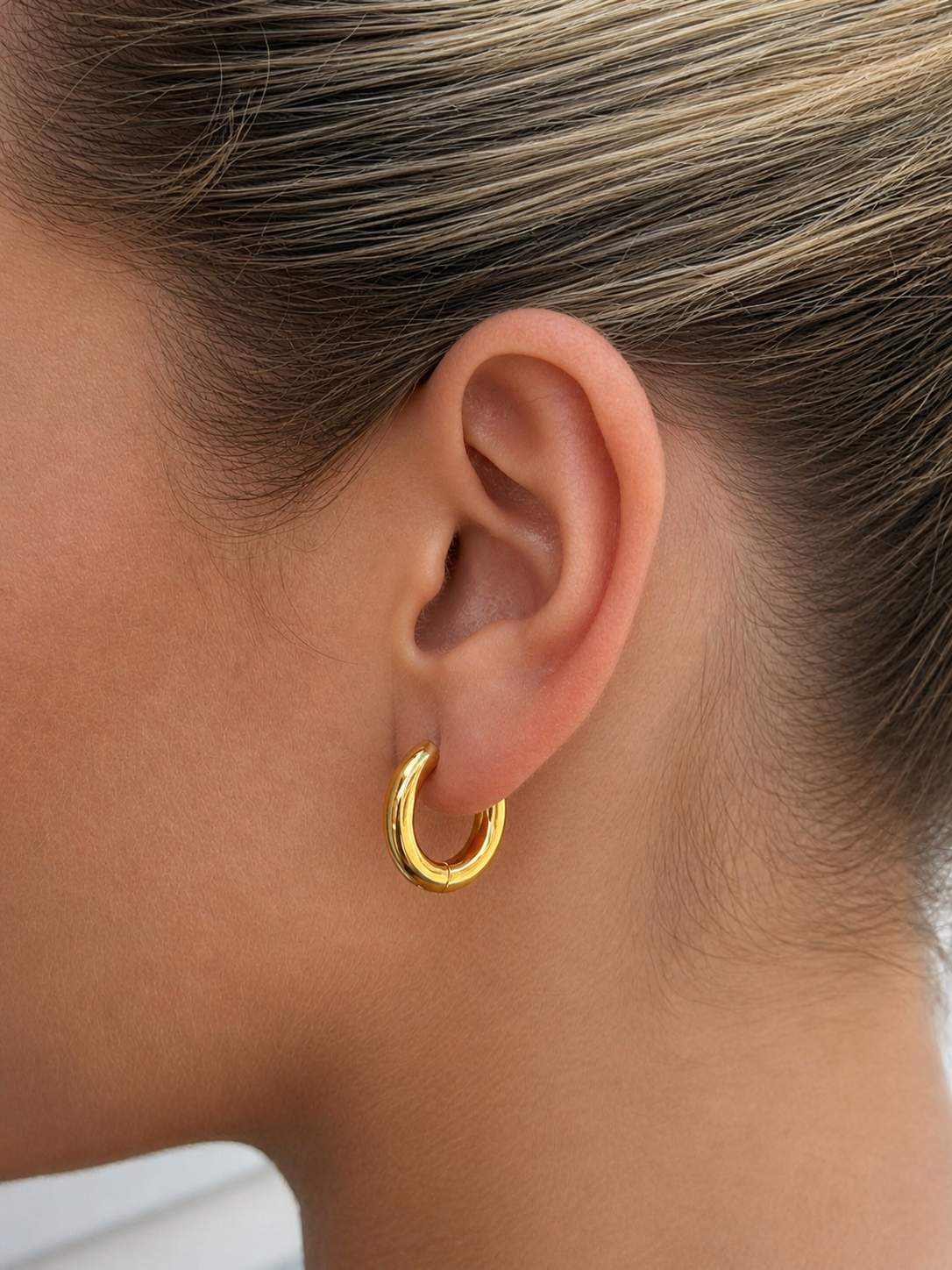 Lacey Plain Smaller Earrings