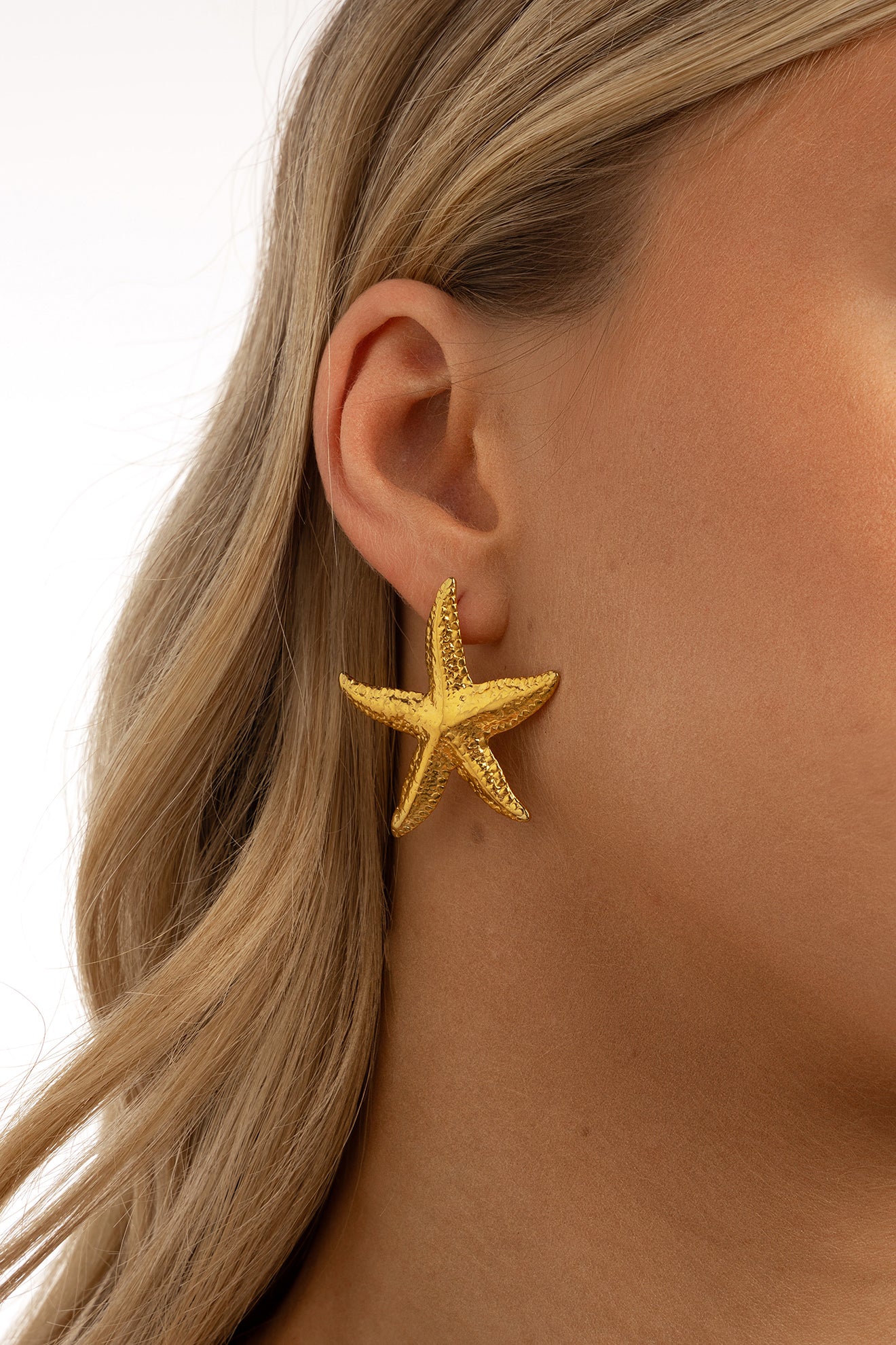 Saphron Starfish Earrings