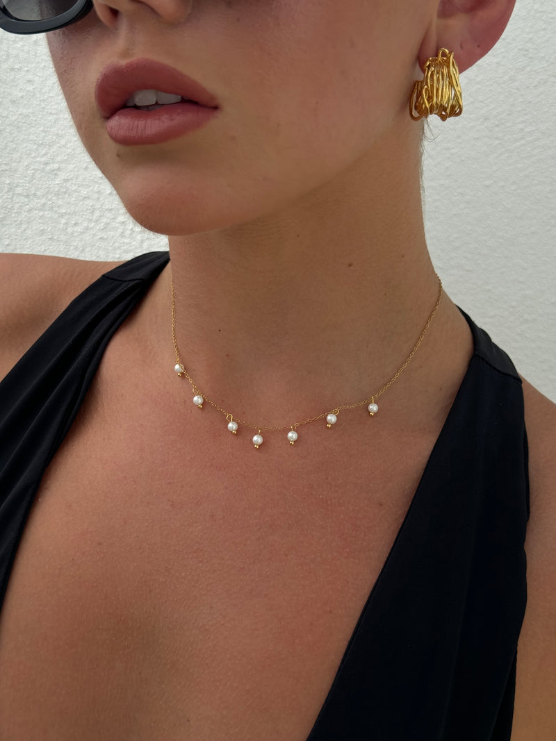 Malika dainty pearl choker necklace