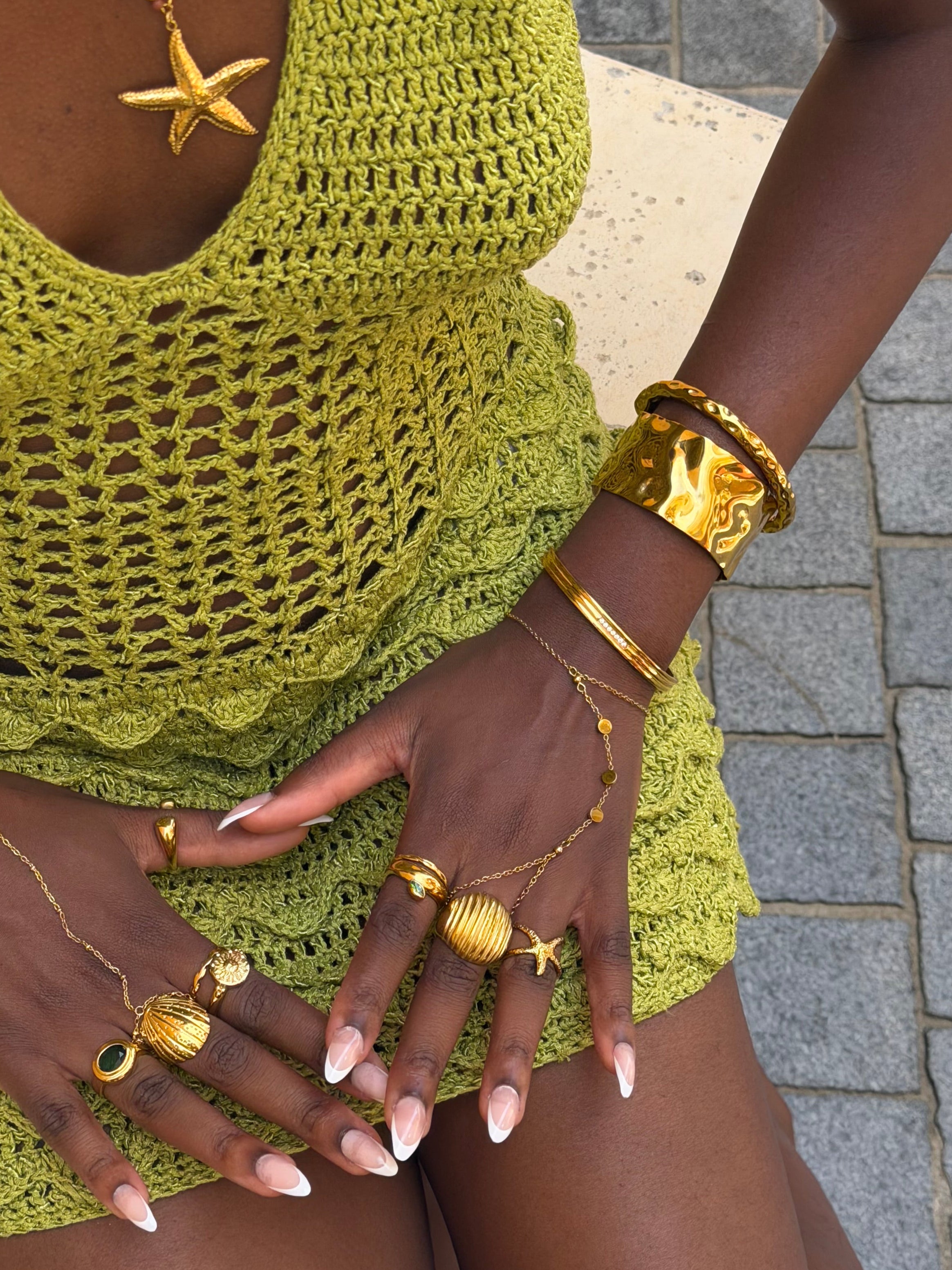 Amaran Cuff Bracelet