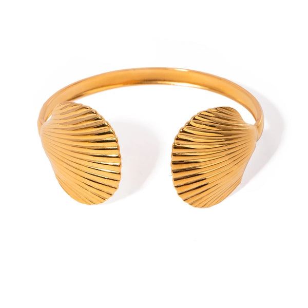 Hayman Shell Cuff Bracelet