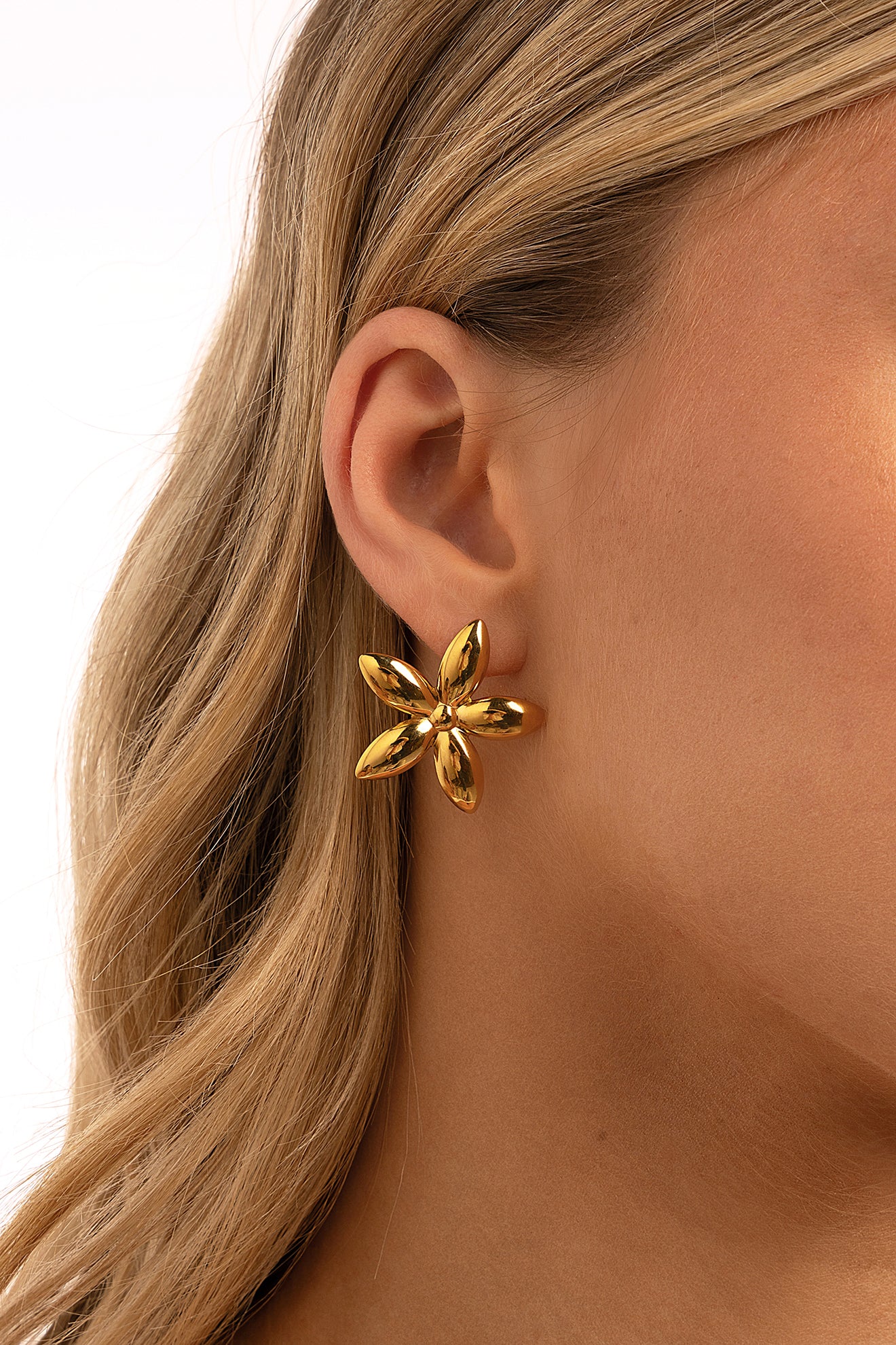 Valera Flower Earrings