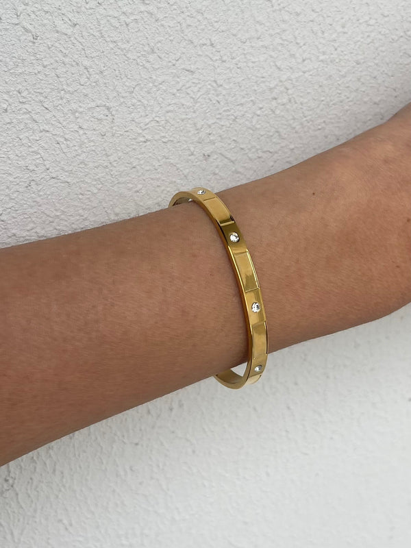 Valley cuff bracelet