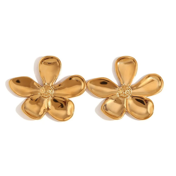 Daisy Nyra flower Earrings