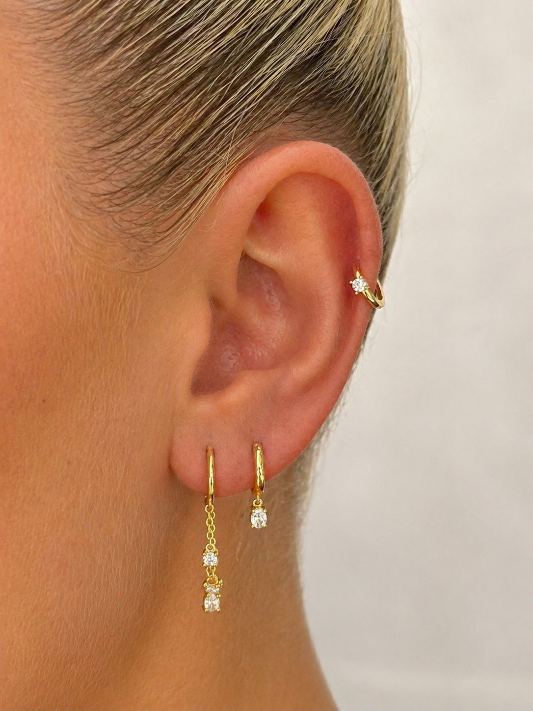 Ebony White Earrings