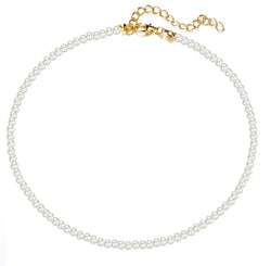 Dainty mini pearl choker