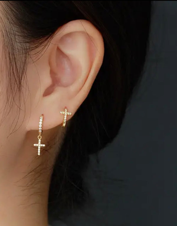 Mini cross Earrings gold